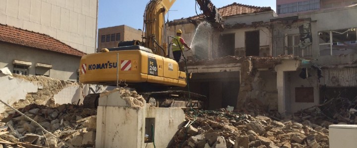 Demolição e Escavação – Campo Lindo
