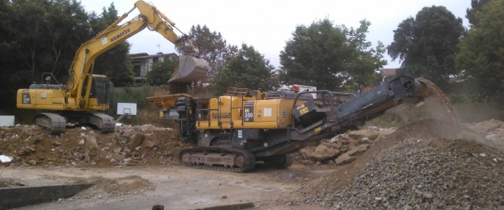 Demolição – Escola Básica e Secundária de Búzio