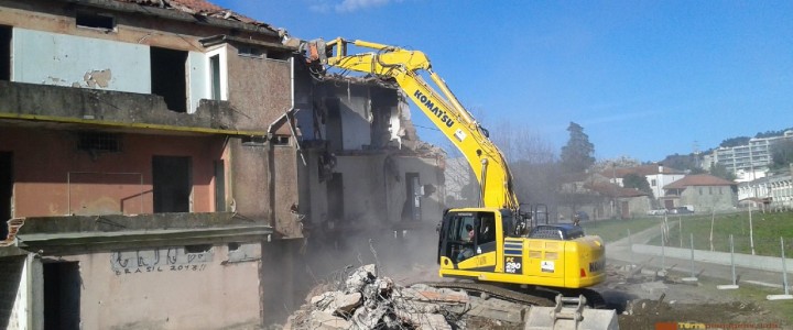 Demolição de Edifício – Parque das Hortas
